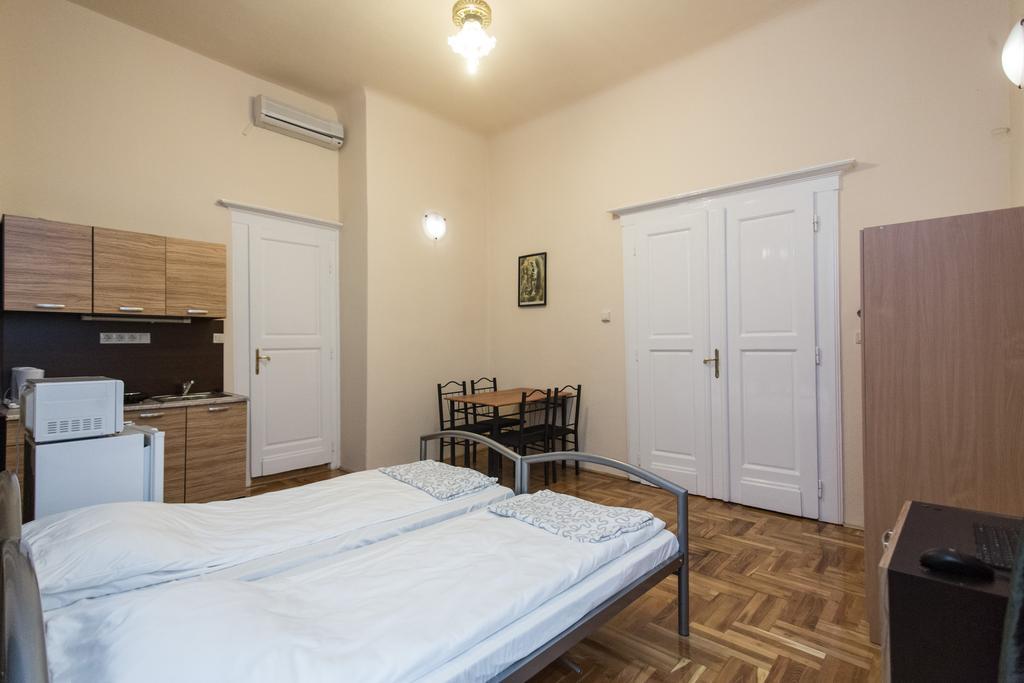 Riverside City Apartment Budapest Ruang foto